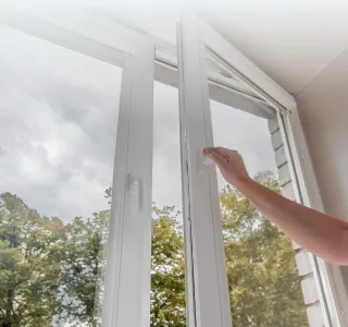 Нужно ли менять окна в новостройках? - фото